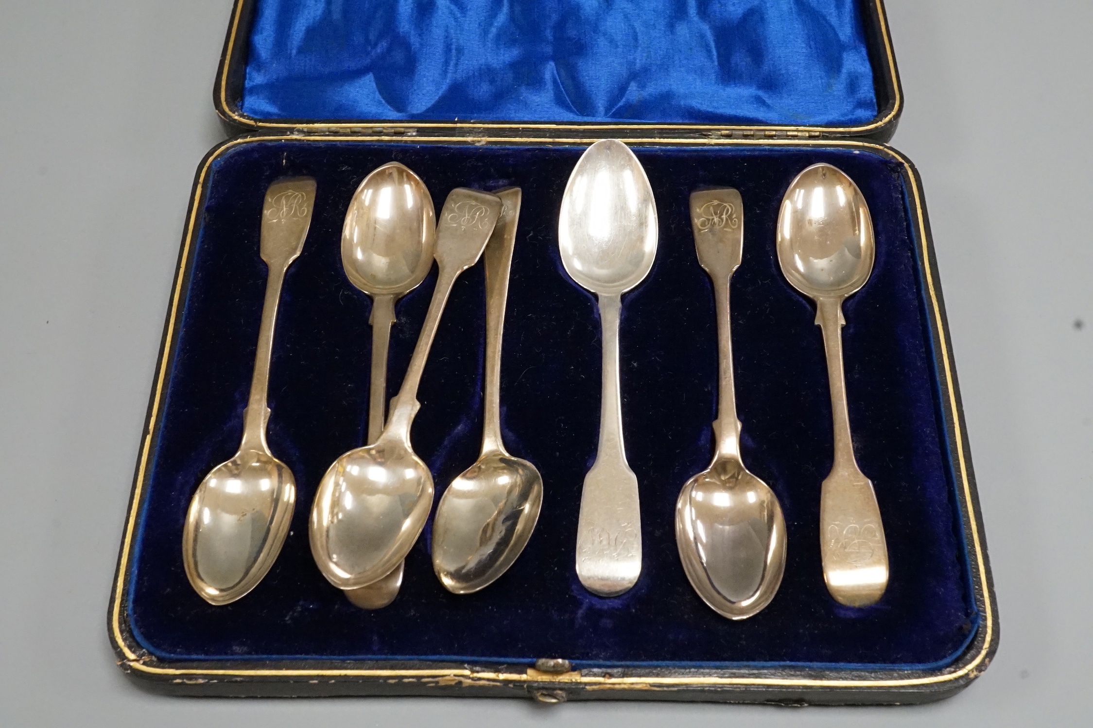 Seven silver teaspoons including five fiddle pattern, London, 1890.